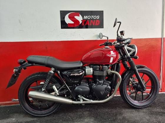 TRIUMPH STREET TWIN 